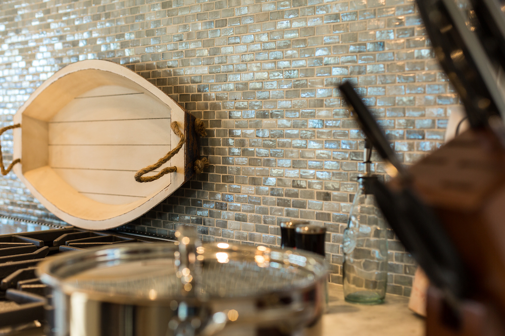 iridescent glass backsplash tile 