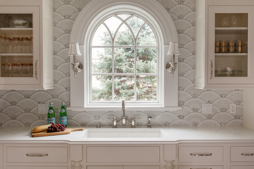 style with show stopping backsplash tile