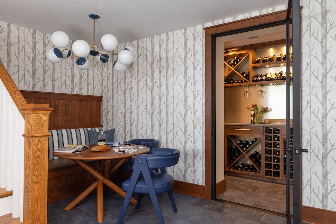 banquette seating area
